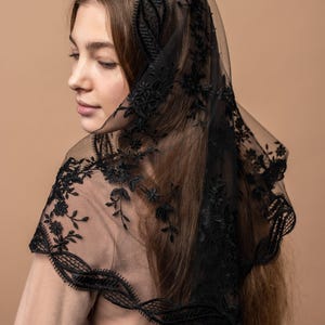 Black Traditional Catholic d shape Mantilla veil, black Lace scarf, black church veil 003 image 5