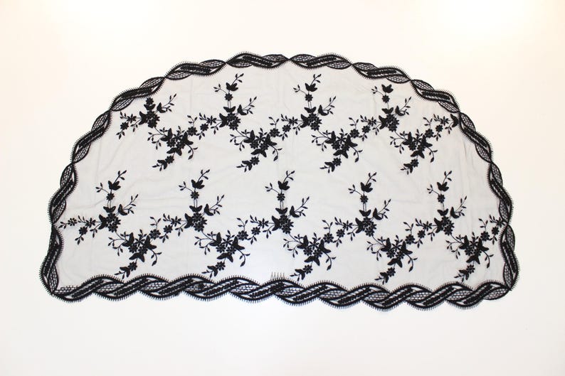 Black Traditional Catholic d shape Mantilla veil, black Lace scarf, black church veil 003 image 4