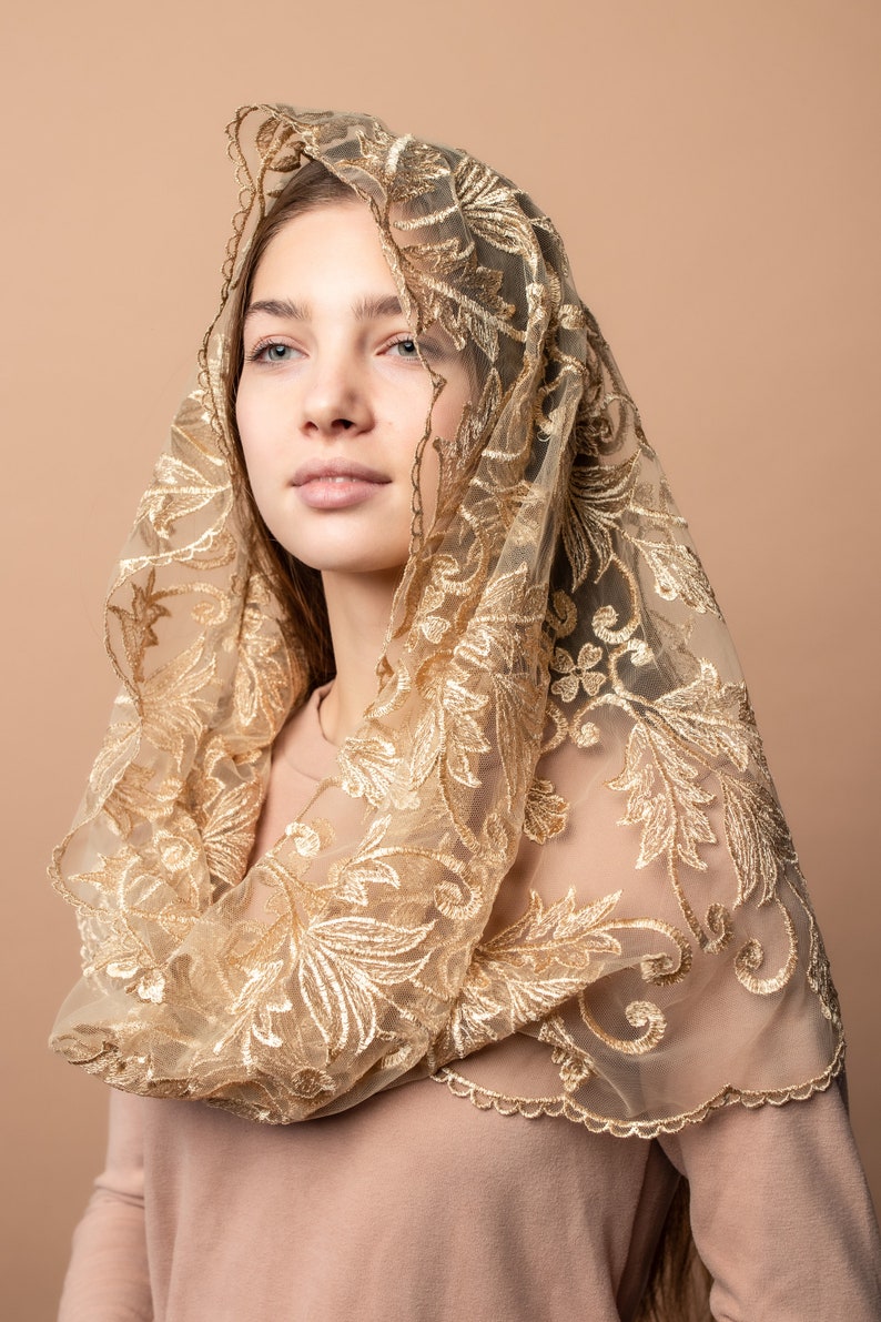 Infinity Gold Mass veil, Infinity veil Mantilla, Faith Head Coverings Holy, Chapel Veils Bild 7