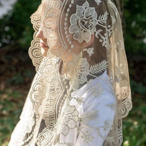 Our Lady of Guadalupe veil, Catholic chapel veil, long black chapel mantilla, Classic Catholic veil with floral lace image 4