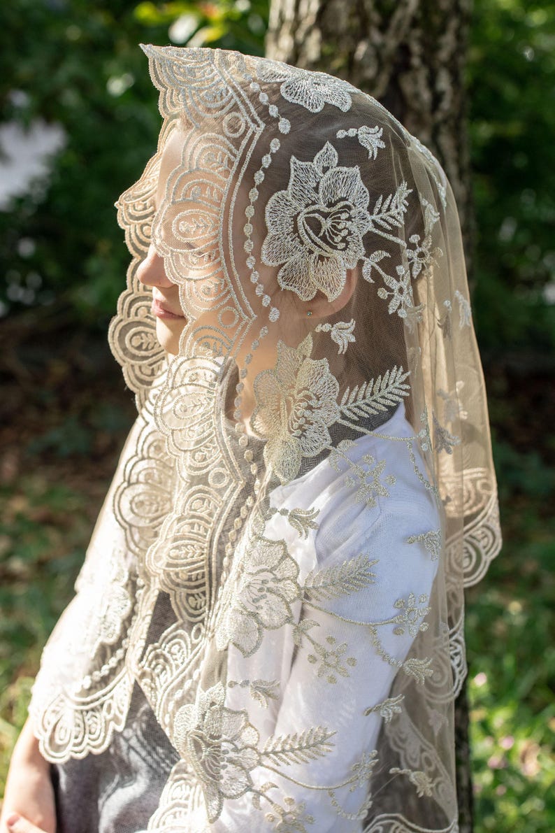 Our Lady of Guadalupe veil, Catholic chapel veil, long black chapel mantilla, Classic Catholic veil with floral lace image 4