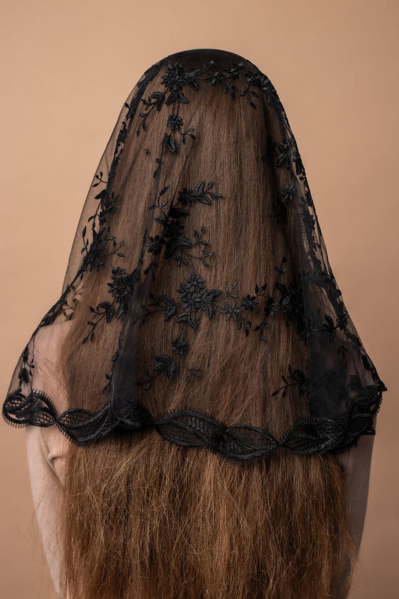 Black Traditional Catholic d shape Mantilla veil, black Lace scarf, black church veil 003 image 9