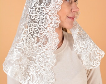 Ivory Catholic veil, Short chapel veil,  Latin Mass Mantilla