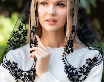 Black Short chapel, Church lace head covering veil, Catholic lace mantilla