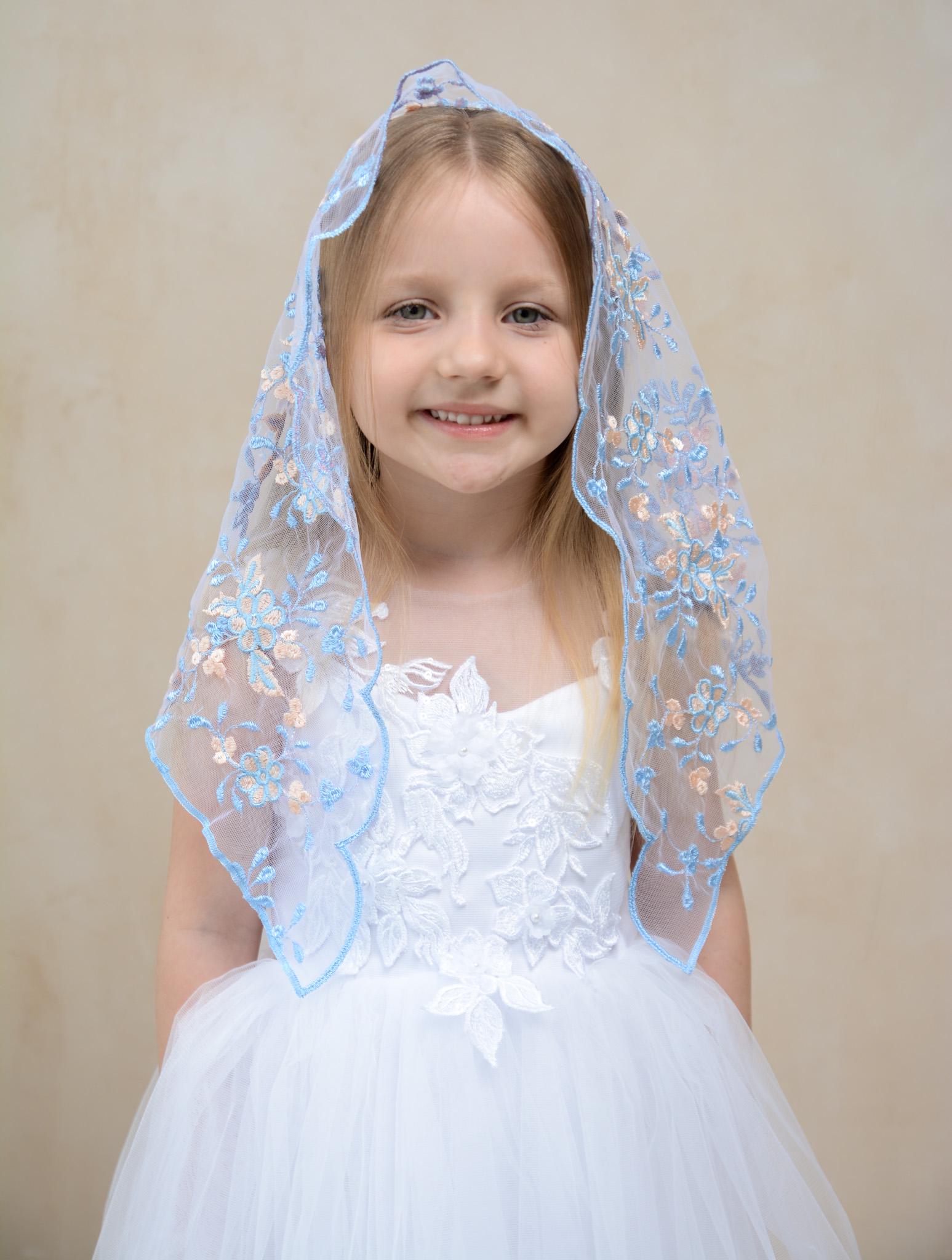 White Wedding Veil Styled by a 6 Year old CHILD IVORY VEIL – MariaVeils main image 4
