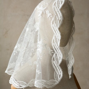 Ivory Traditional Catholic Veil, ivory Lace scarf, church veil