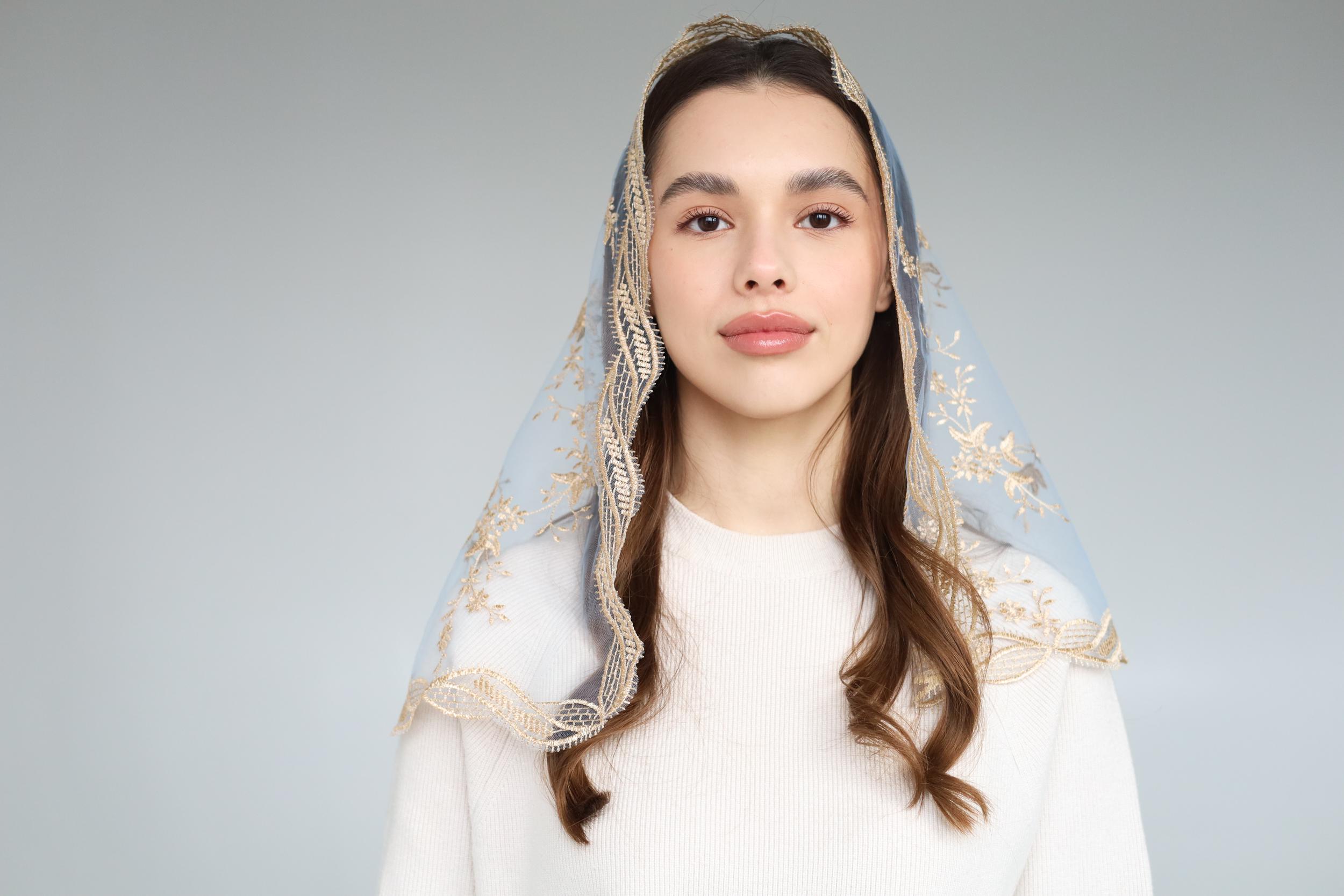 Mantilla Voile D'Église Catholique En Dentelle - Voile Triangle Brodé Pour Messe