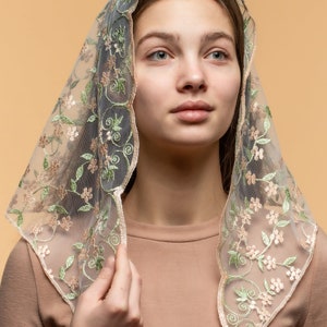 Floral Triangle Lace Veil, Lace Chapel Veil, latin Mass veil image 8