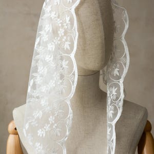 Ivory Triangle Lace Veil, Lace Chapel Veil, latin Mass veil