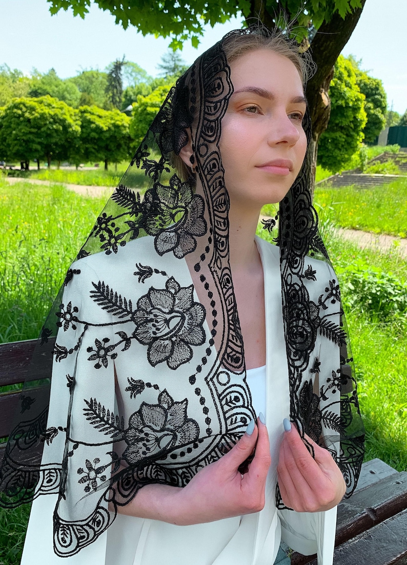 Our Lady of Guadalupe veil, Catholic chapel veil, long black chapel mantilla, Classic Catholic veil with floral lace image 5