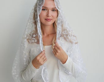 Extra Long Lace Veil, Lace Chapel Veil, latin Mass veil, Long Mantilla for Church
