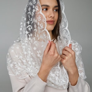 Floral Infinity Lace Veil, Ivory Lace Chapel Veil, Latin Mass veil