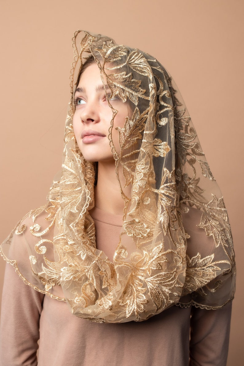 Infinity Gold Mass veil, Infinity veil Mantilla, Faith Head Coverings Holy, Chapel Veils Bild 1