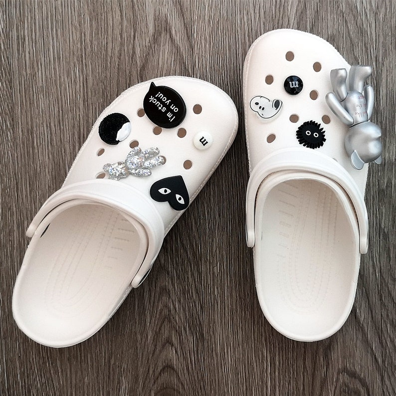 croc decorations name