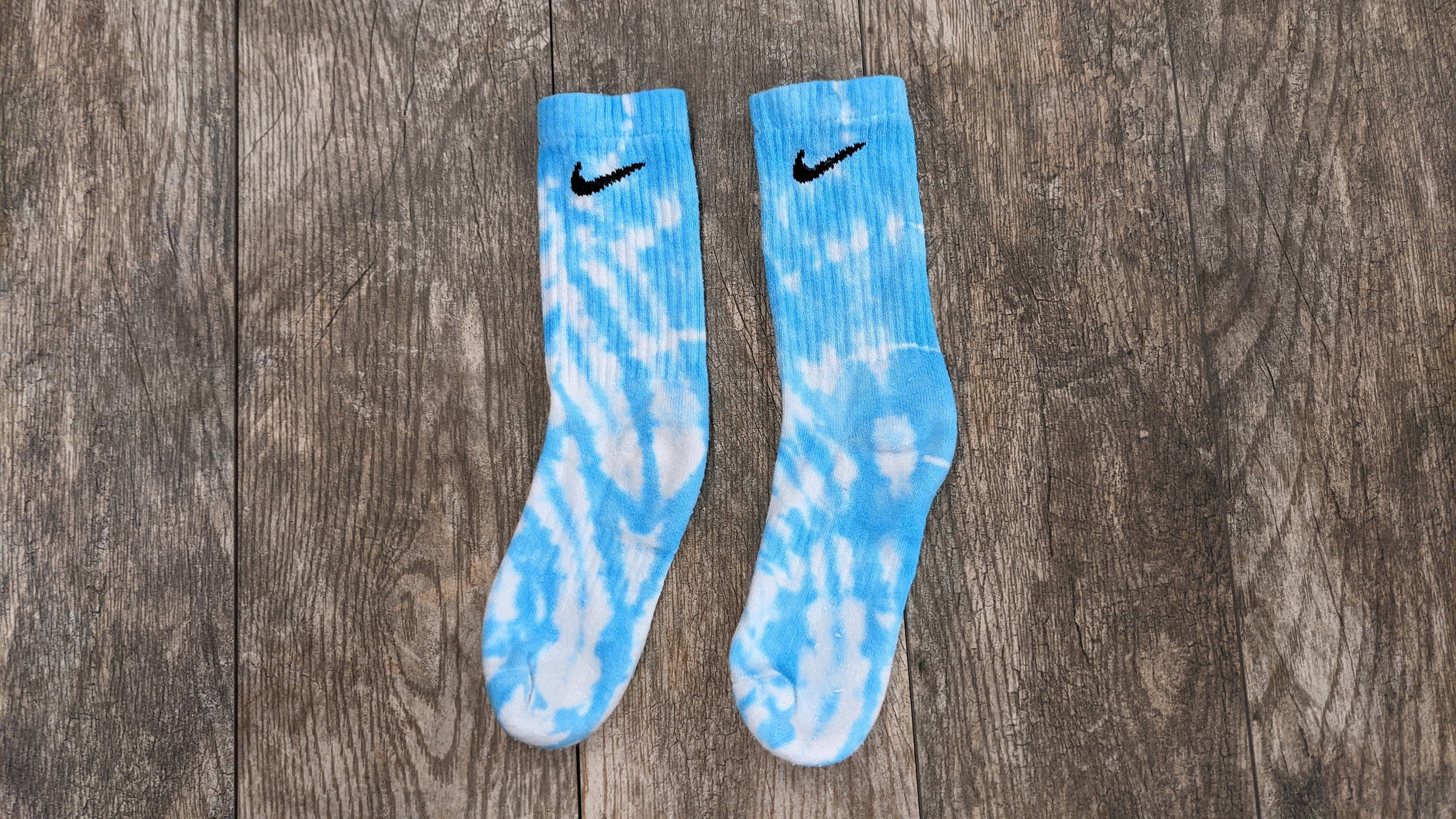 crew socks tie dye