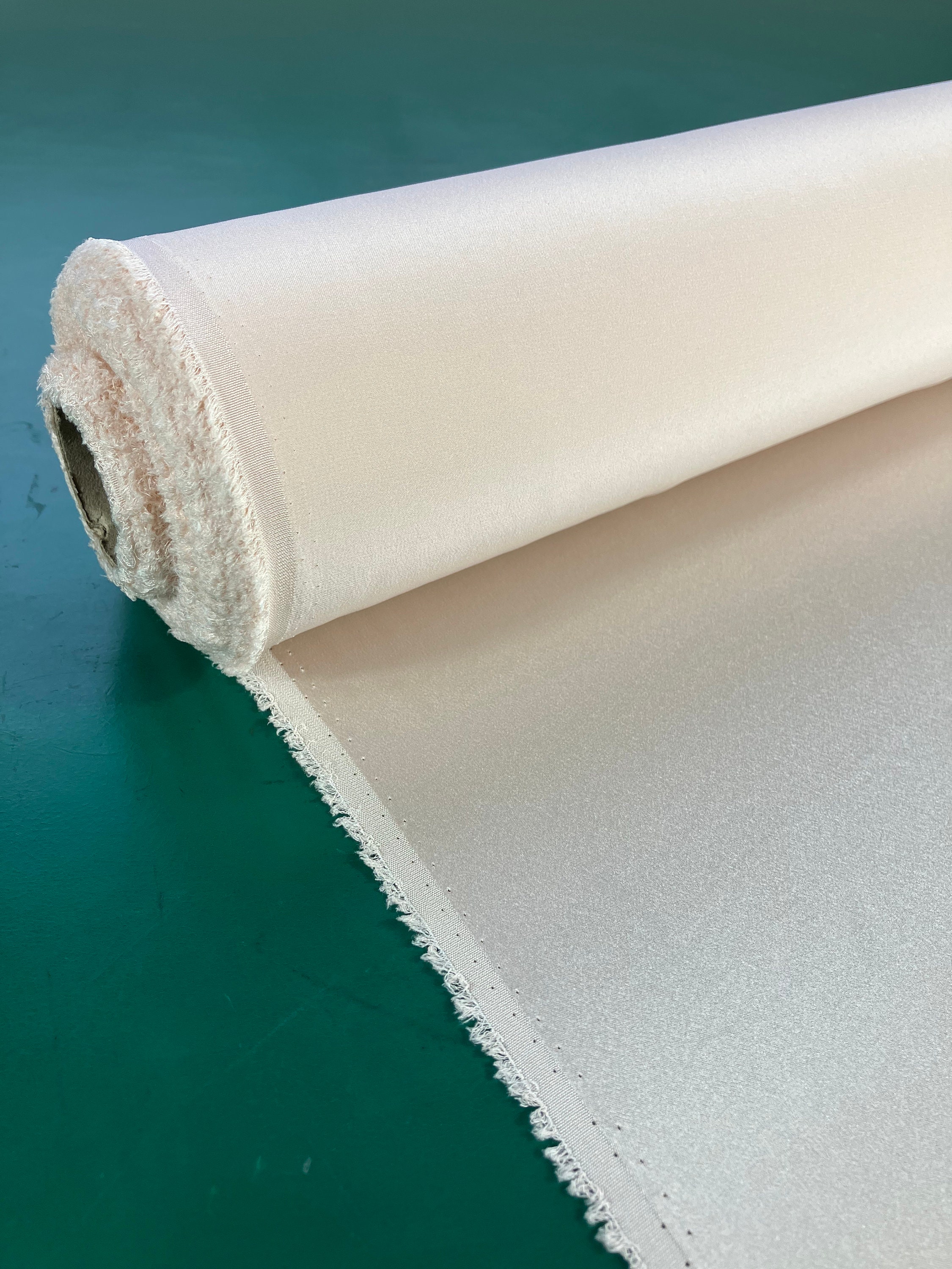 22 Momme Silk Charmeuse / 100 Mulberry Silk / Environmentally Friendly