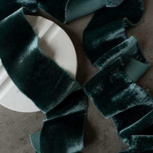 EUCALYPTUS velvet ribbon Hand dyed Bouquet Green ribbon Raw edge Wedding ribbon Frayed silk velvet ribbon Handmade