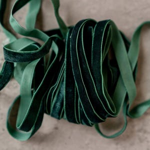 EMERALD Hand dyed Green Velvet ribbon 3/8&#39;&#39; 10mm Finished edge By the yard For crafting, decor, gift wrapping, DIY projects