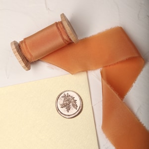 CARAMEL Seidenband gerissen, Brautstrauß Band, Hand gefärbt Band mit rohen Rand