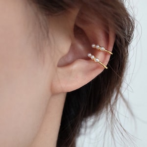 Women Pearl ear cuff, Women's earcuff, 14k gold earring, No piercing, 925 Sterling silver earring, fake earrings, Ear wrap, cz, allergy free
