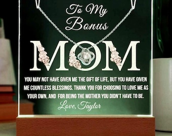 Set de regalo personalizado para mamá: placa y collar de acrílico