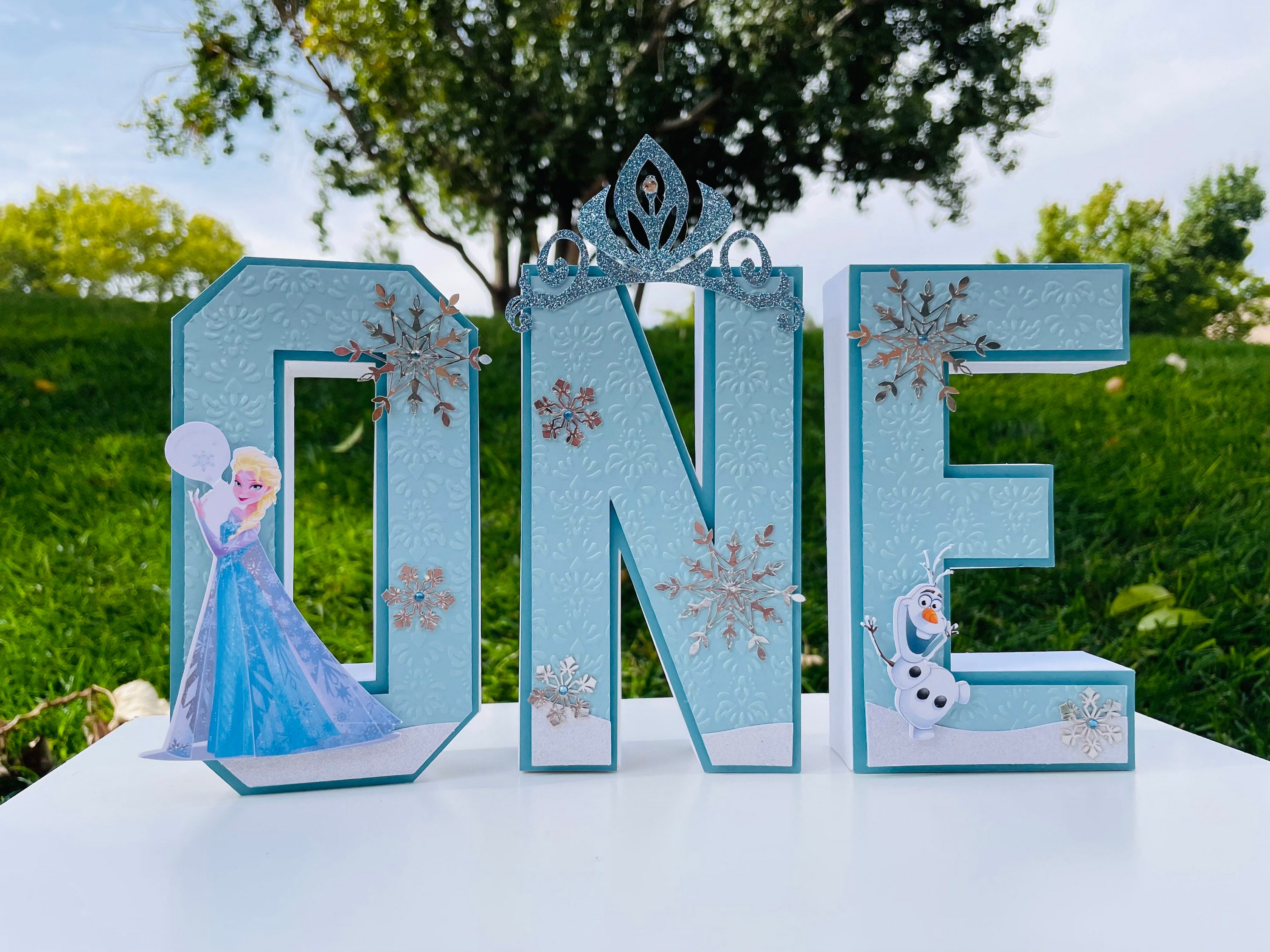 Cardstock Frozen 3D letters