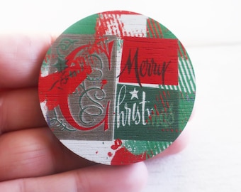 Festive  Merry Christmas Pin Xmas Brooch: Holiday Accessory