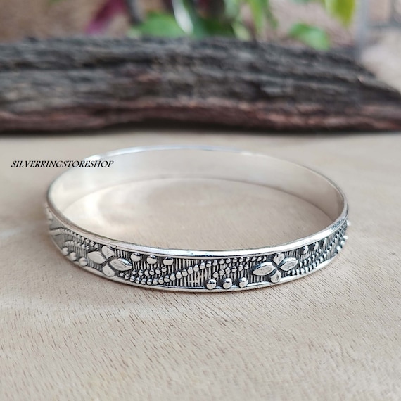 925 Sterling Silver BraceletWomen's 925 Sterling Silver Bangle