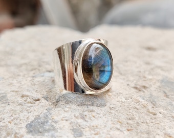 Labradorite Ring, 925 Silver Ring, Hammered Ring, Women Ring, Natural Stone Ring, Gemstone Ring, Silver Jewelry, Thumb Ring, Gift For Her