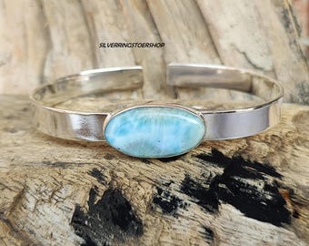 Handgefertigter Larimar Armreif: 925er Sterling Silber Schmuck