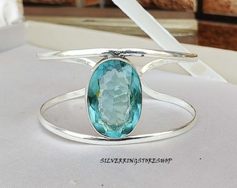 Handgemachter Aquamarin-Armreif: Massiver 925er Sterlingsilber-Boho-Schmuck