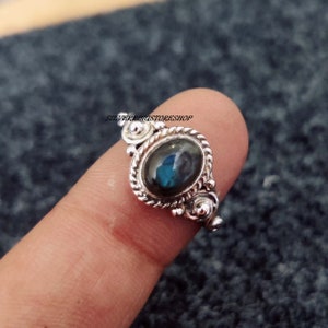 Labradorite Ring, 925 Silver Ring, Handmade Ring, Band Ring, Women Ring, Gemstone Ring, Promise Ring, Worry Ring, Love Ring, Gifts For Her,