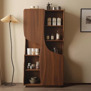 Moderner skulpturaler Holzschrank mit Organisch Geschwungenen Türen Minimalistisches Aufbewahrungsregal für Küche oder Wohnzimmer