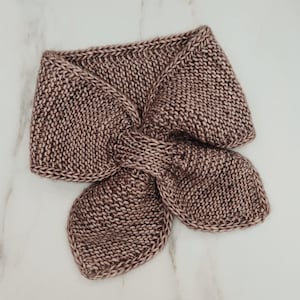 Heirloom Keyhole Scarf Knitting Pattern PDF immediate download