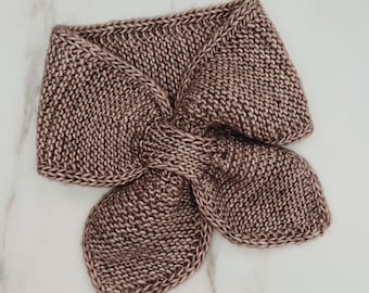 Heirloom Keyhole Scarf Knitting Pattern PDF immediate download