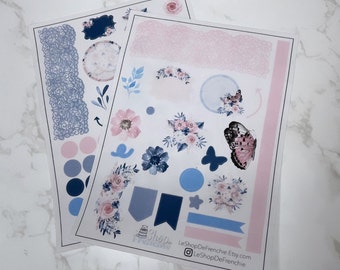 Maandelijkse set van 2 vellen stickers met een bloementhema voor het decoreren van notitieboekjes, planners, bullet journals.