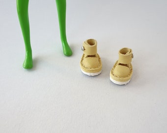 Wonderfrog and Lottie shoes