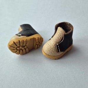 Paola Reina boots