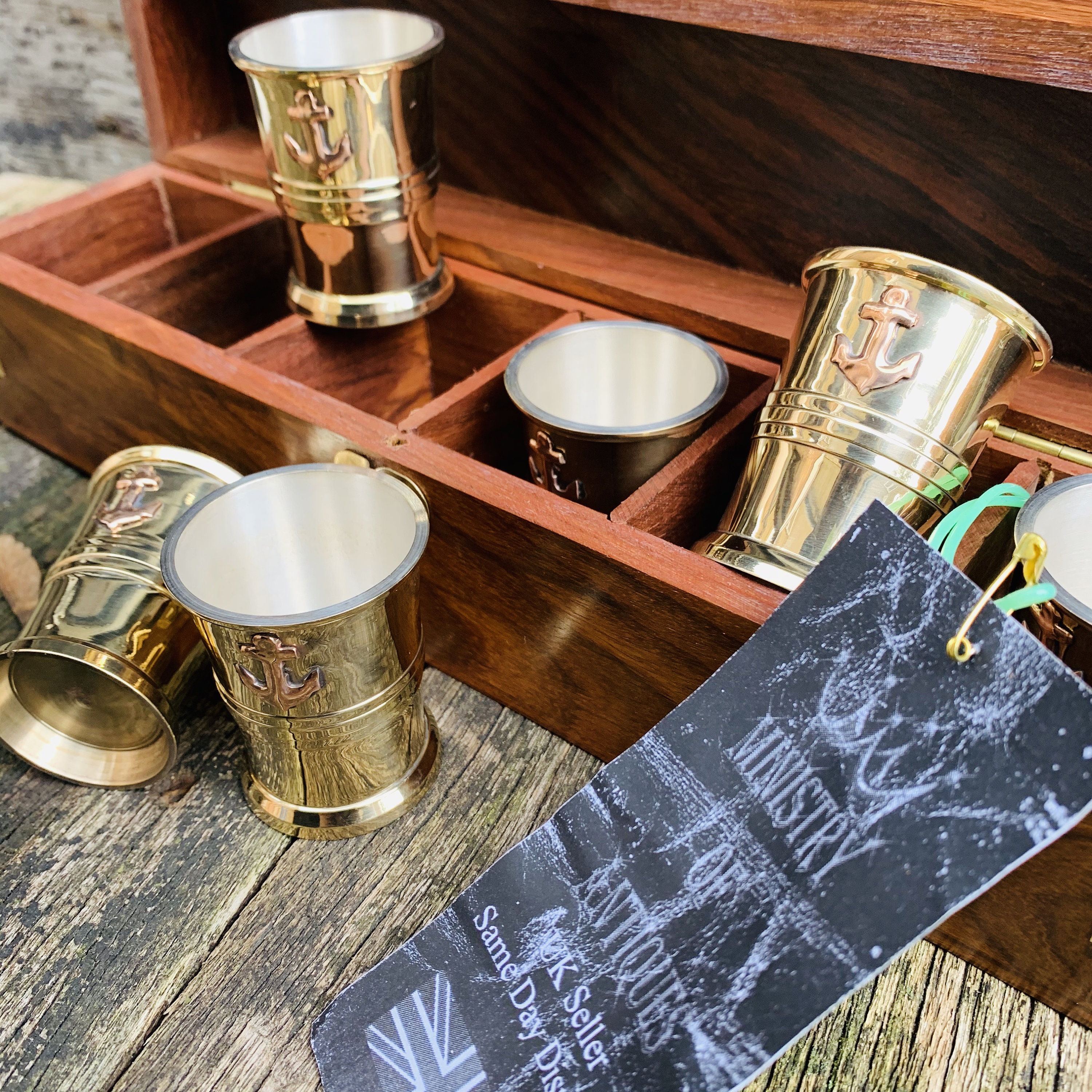 Riuulity Bicchiere da Whisky Mini Tazza in Metallo Vintage Goffrato