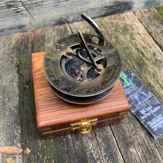 Collectible Maritime Solid Brass Push Button Working Nautical Sundial Compass 
