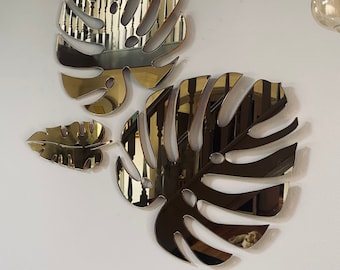Small mirrored Monstera Leaf - Acrylic Mirror - Leaf wall decor
