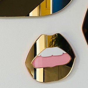 MINI Gold Lip Mirror - Acrylic Mirror - Lip Decor - Gold lips with pink