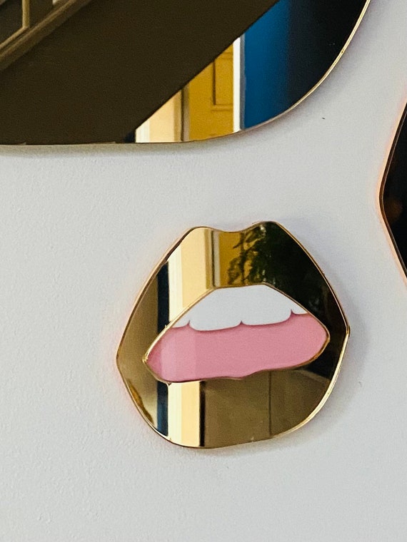 MINI Gold Lip Mirror - Acrylic Mirror - Lip Decor - Gold lips with pink