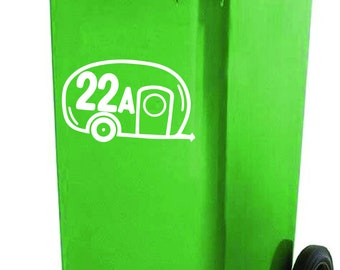 Spersonalizowana naklejka na kosz na śmieci: Naklejka z numerem domu