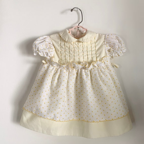 Vintage 80's Pastel Yellow Rosebud Floral Print Pi