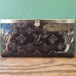 Vintage Louis Vuitton Monogramm Vernis Amarante Brieftasche Leder Kupplung