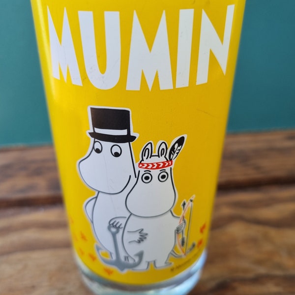 Moomin drinking glass, collectible Moomin glass, Moomin yellow