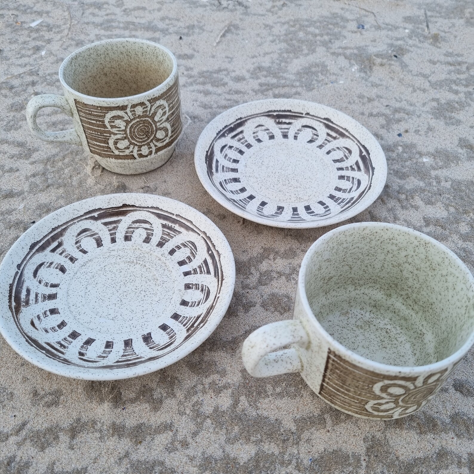 Bilton England Stoneware Cups and Saucers Vintage British Etsy