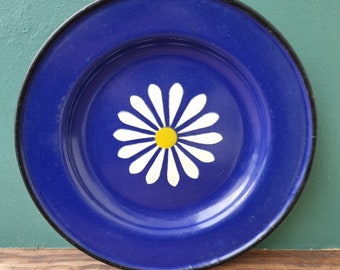 Danish Enamel, dansk navy blue enamel, Daisy pattern ,10,2&quot;