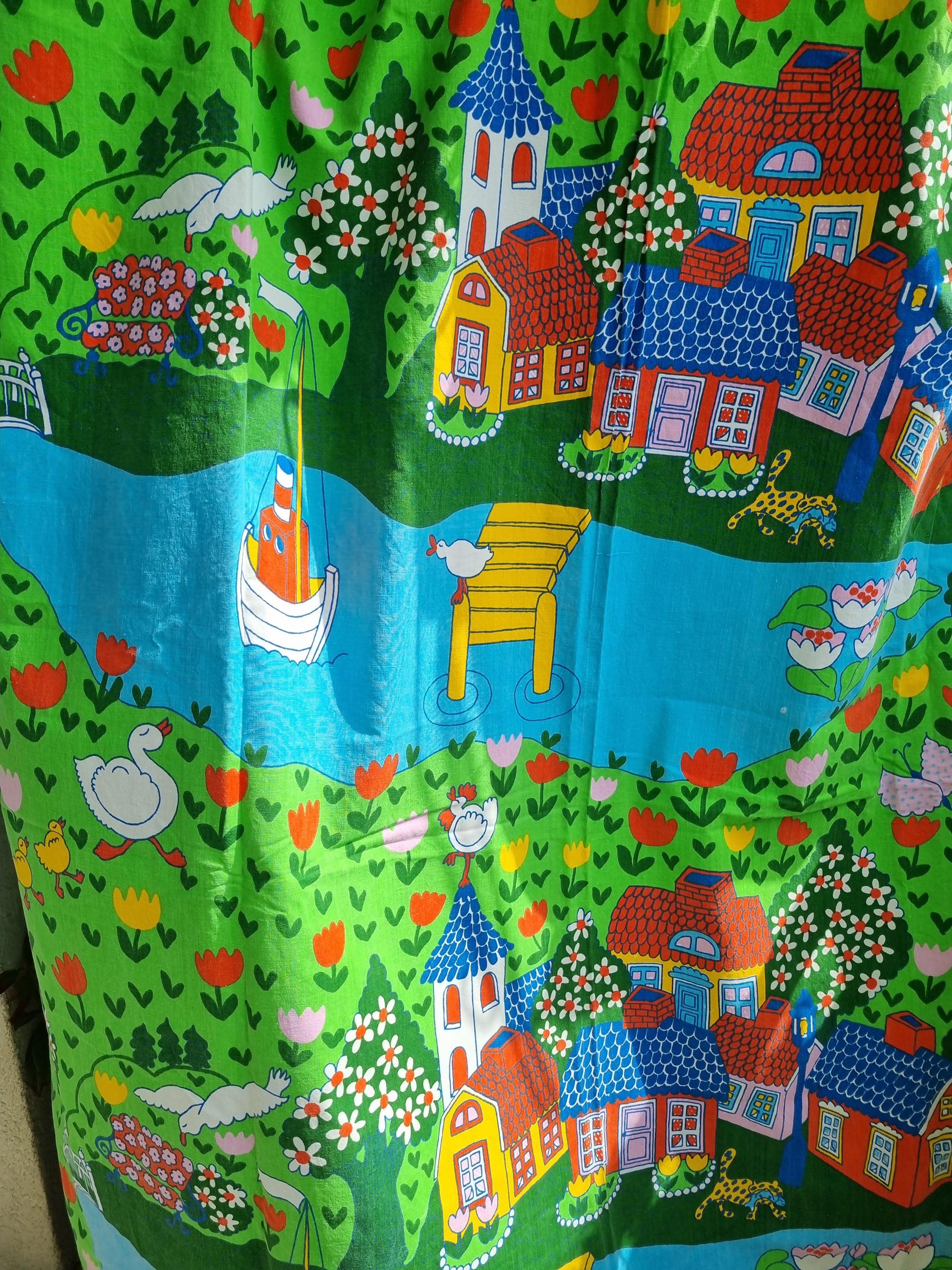 ② cloth・* vintage Swedish 120×130 n°:649464 Textile Swedish Antique テーブル用品
